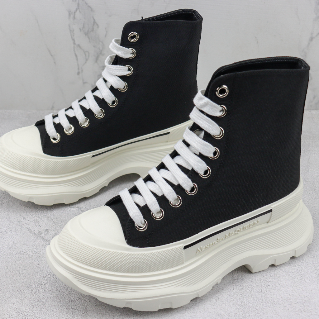 Bota Cano Alto Canvas Preto Solado Tracionado