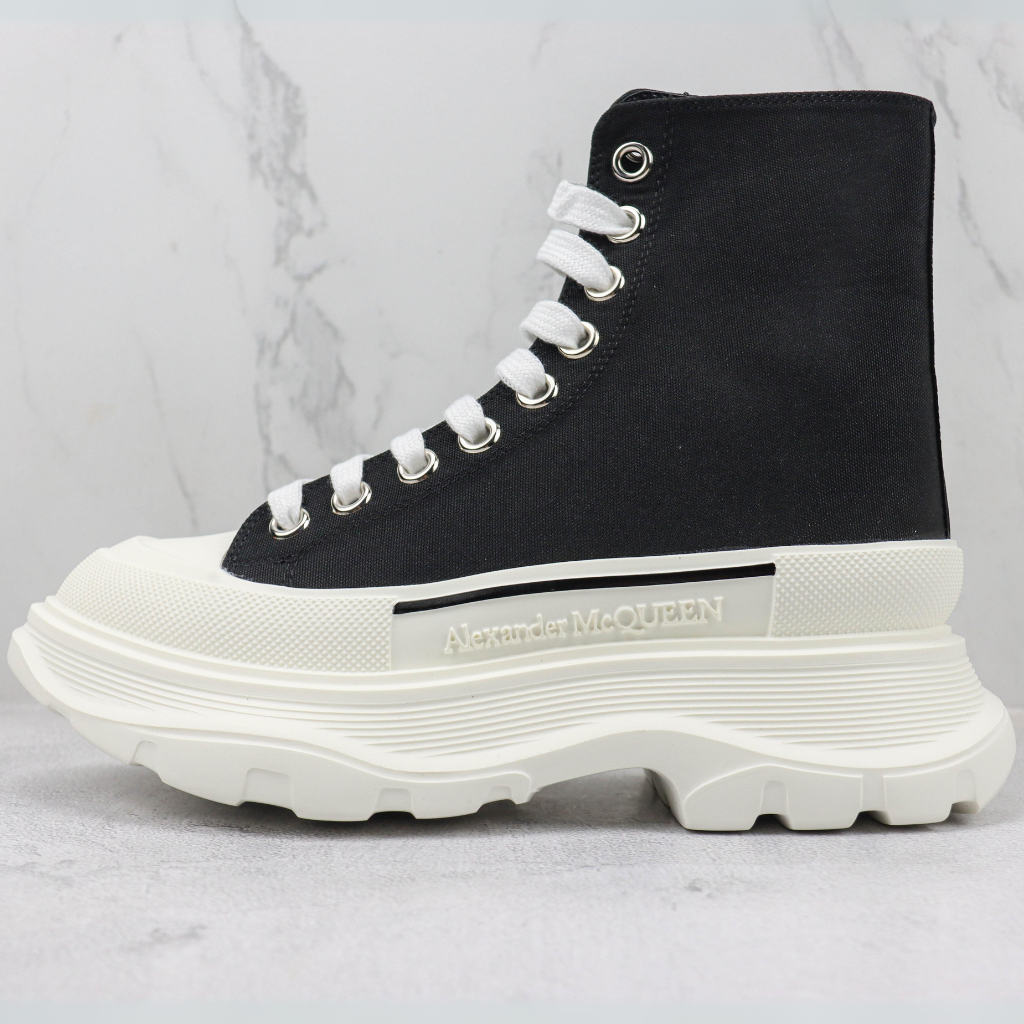 Bota Cano Alto Canvas Preto Solado Tracionado