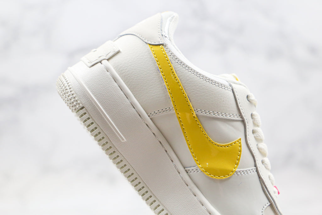 Tênis Cano Alto Couro Branco Amarelo