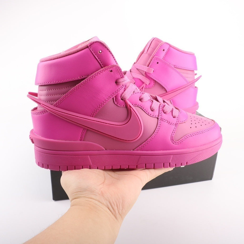 Tênis Cano Alto Couro Fuschia Detalhes Cosmic