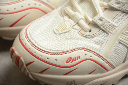 Tênis Runner Malha Bege Detalhes Cinza