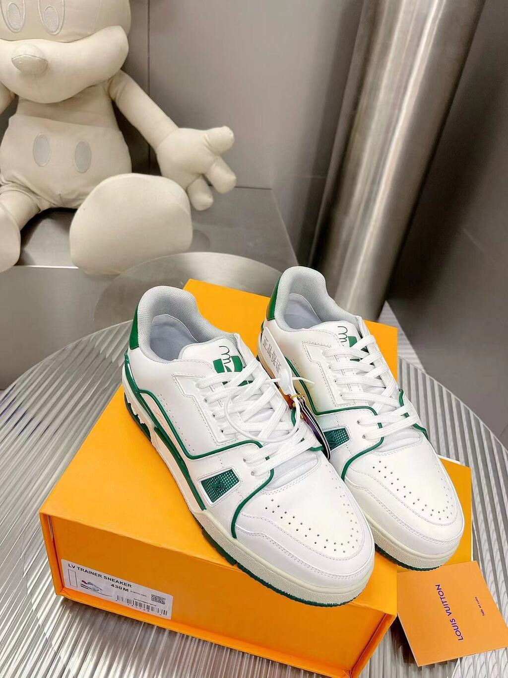 Tênis Couro Branco Detalhe Verde