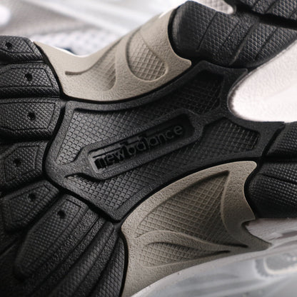 Tênis Runner Malha Branco Prata e Azul Marinho