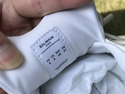 Tênis Couro Branco Cano Baixo com Detalhe Unicórnio