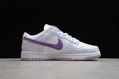 Tênis Cano Baixo Couro Roxo com Detalhes Contrastantes