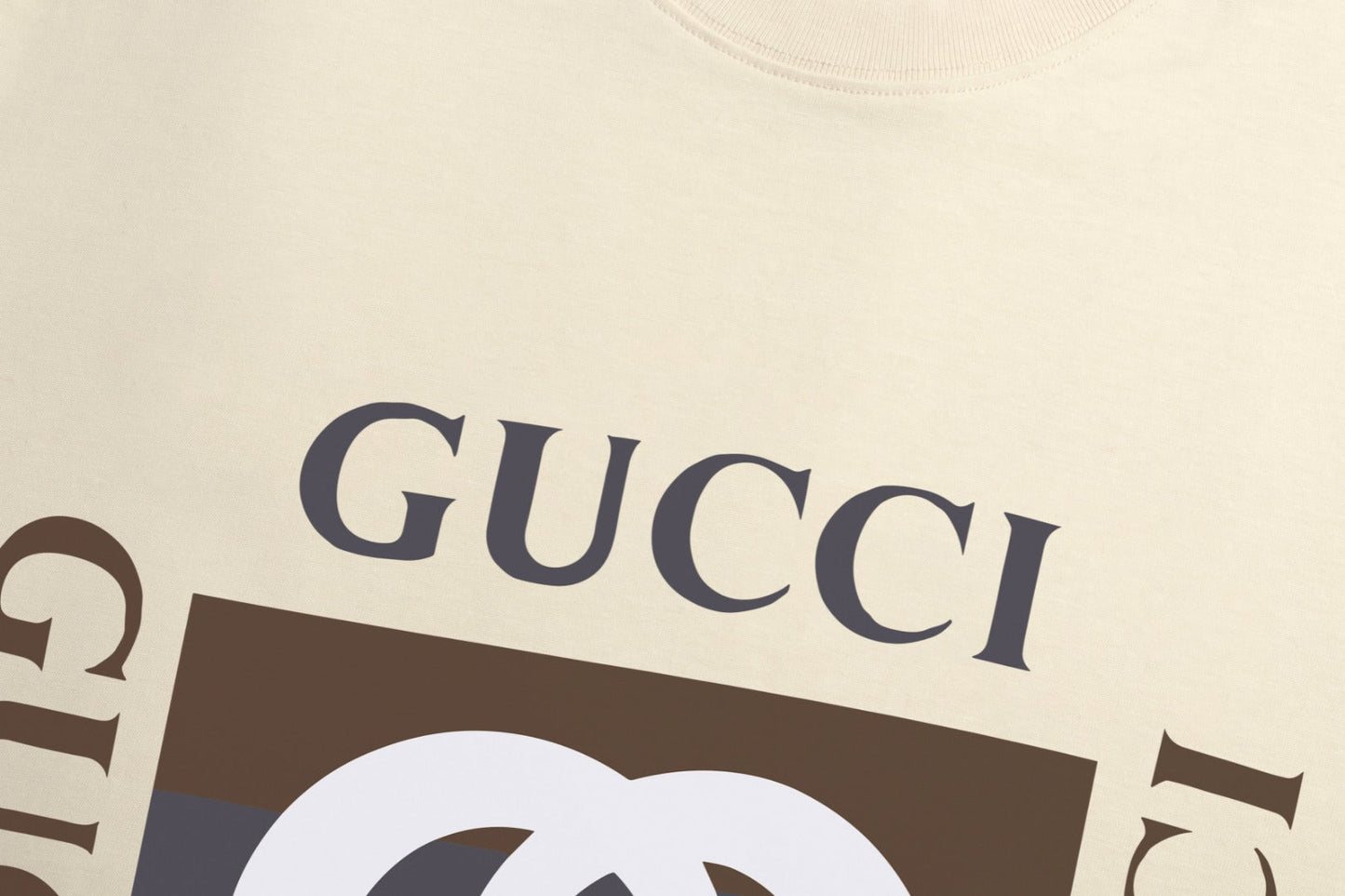 Camiseta Algodão Letras Entrelaçadas
