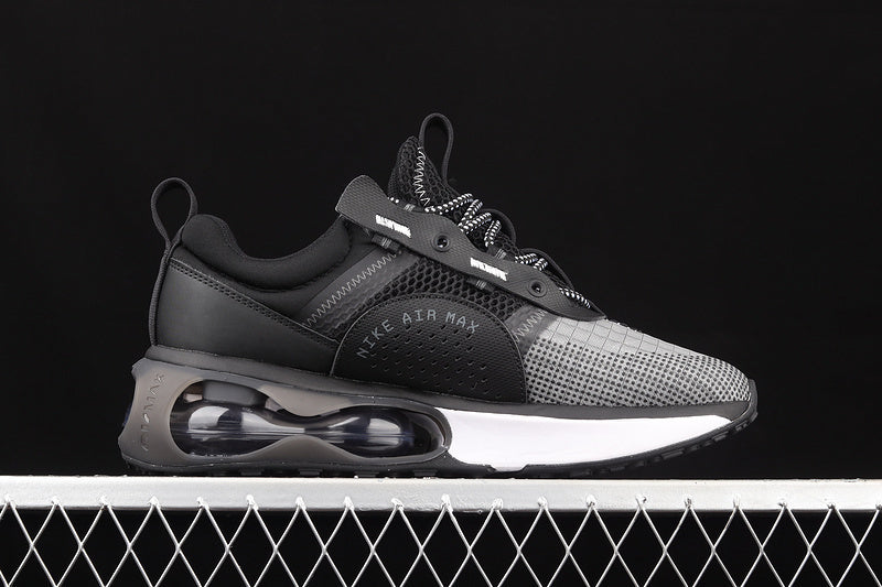 Tênis Runner Malha Preto Detalhes Brancos