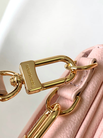Bolsa Pochete Couro Padrão Monograma Geométrico Rosa Opala