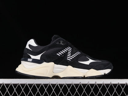 Tênis Runner Malha Preto Detalhe Branco