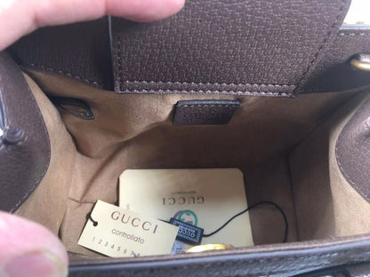 Bolsa Tote Couro Padrão Entrelaçado Camel e Preto Pequena