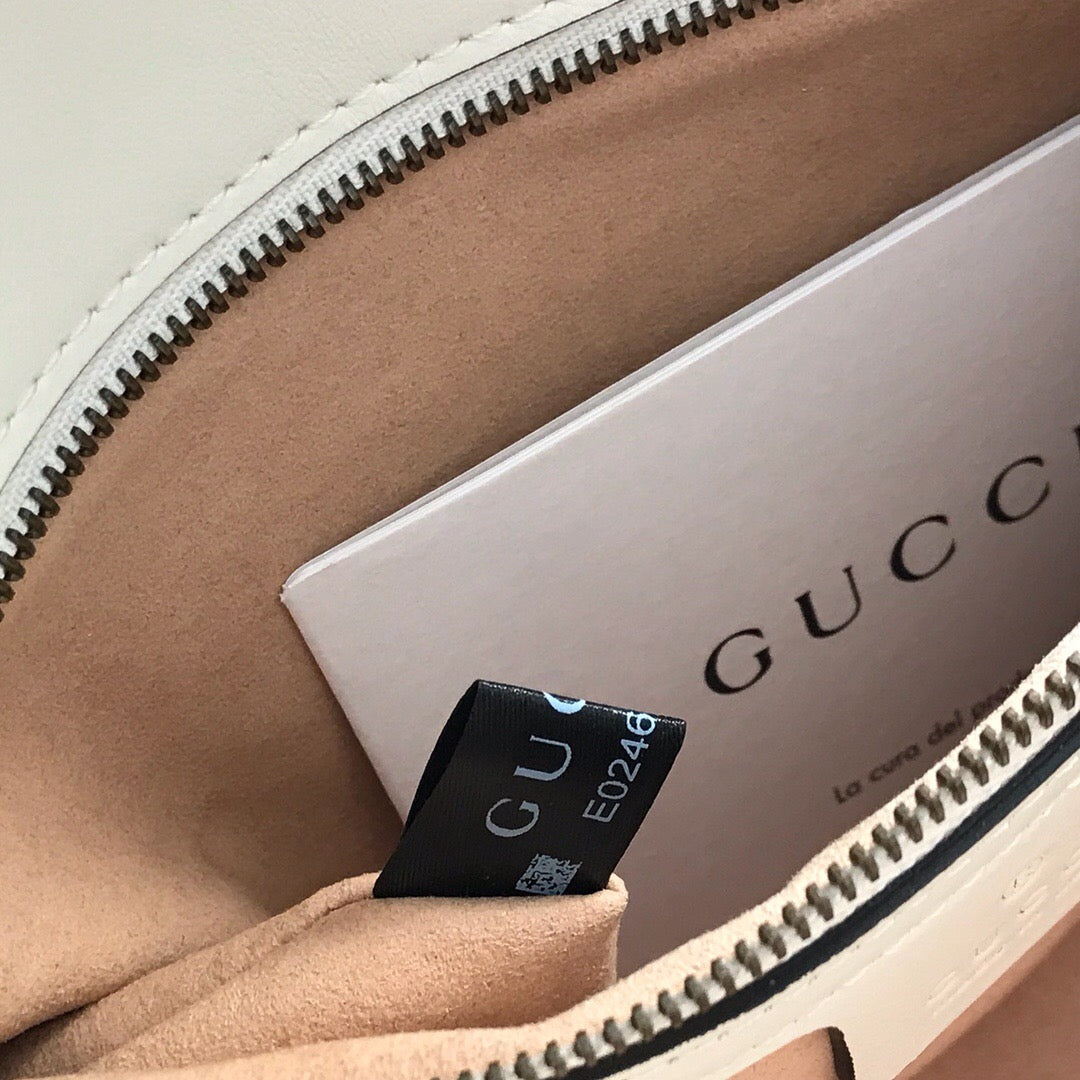 Bolsa Pequena Couro Branco Letras Entrelaçadas Small