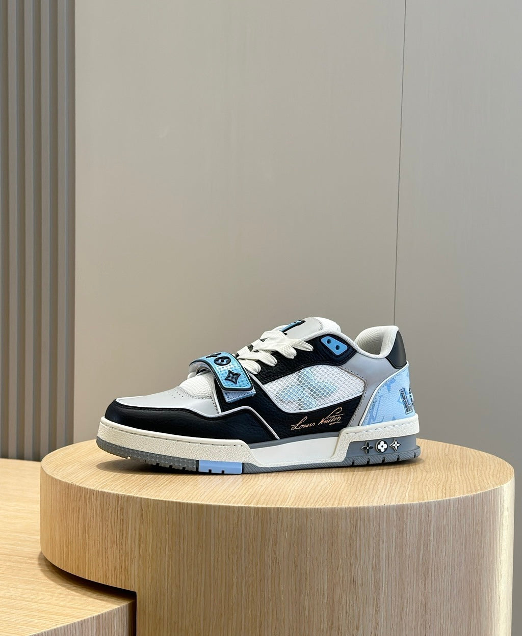 Tênis Velcro Couro Azul Branco