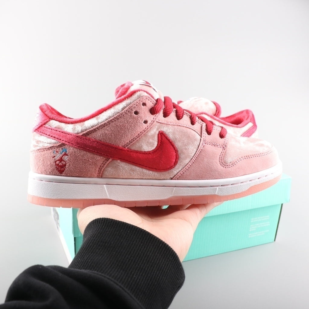 Tênis Cano Baixo Skate Couro Rosa Padrão Corações