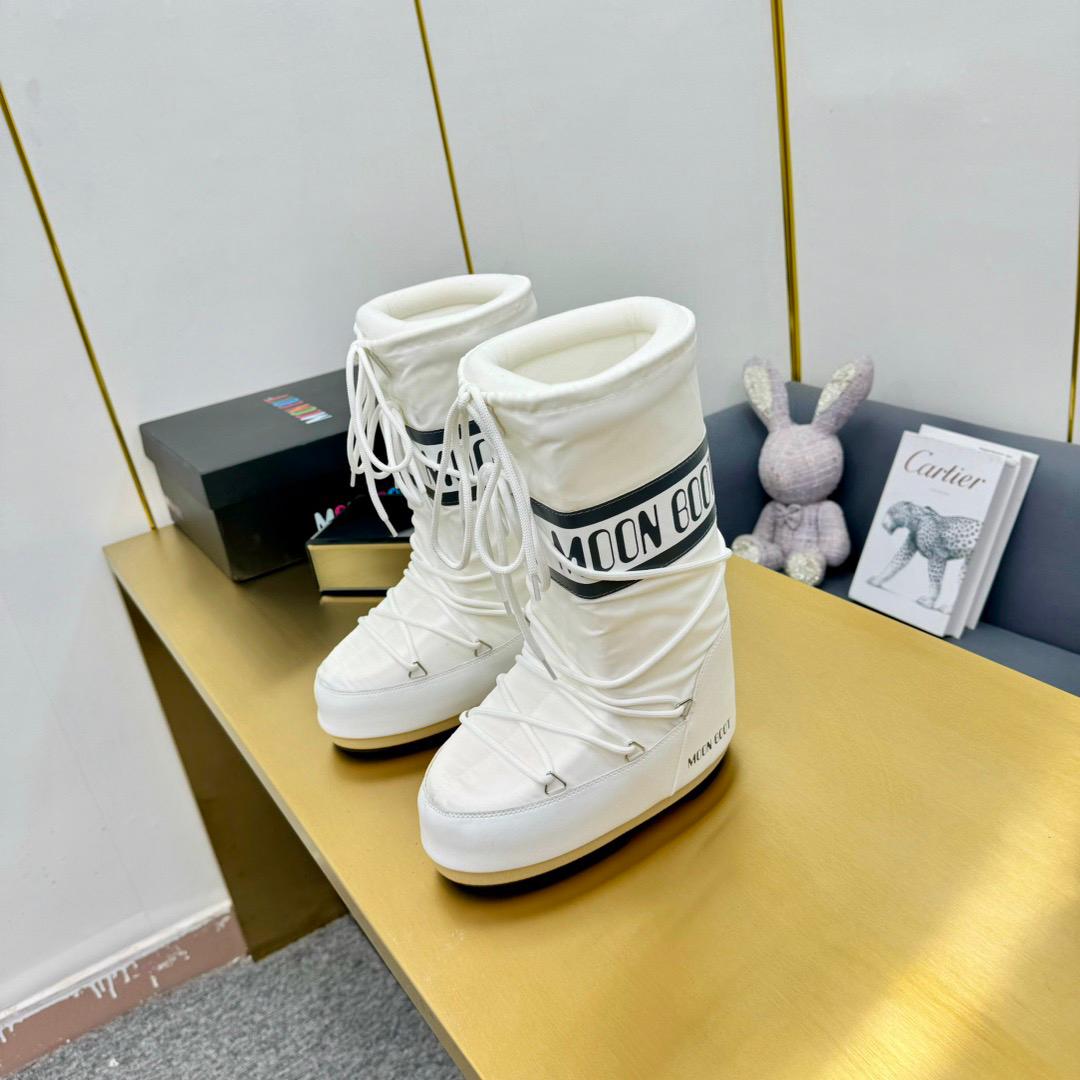 Bota Nylon Acolchoada Branca Cano Alto