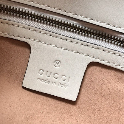 Bolsa Pequena Couro Branco Letras Entrelaçadas Small