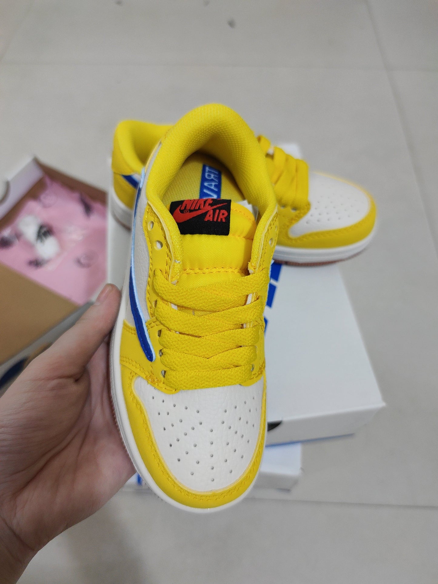 Tênis Cano Alto Basquete Infantil Amarelo Detalhes Marrom