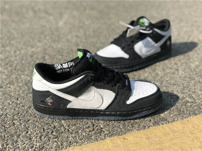 Tênis Cano Baixo Couro Branco Preto Detalhe Cinza