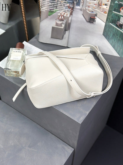 Bolsa Estruturada Couro Branco Patchwork Geométrico