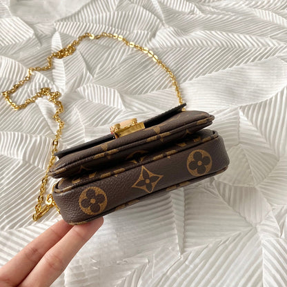 Bolsa Satchel Lona Padrão Monograma Geométrico Marrom Pequena