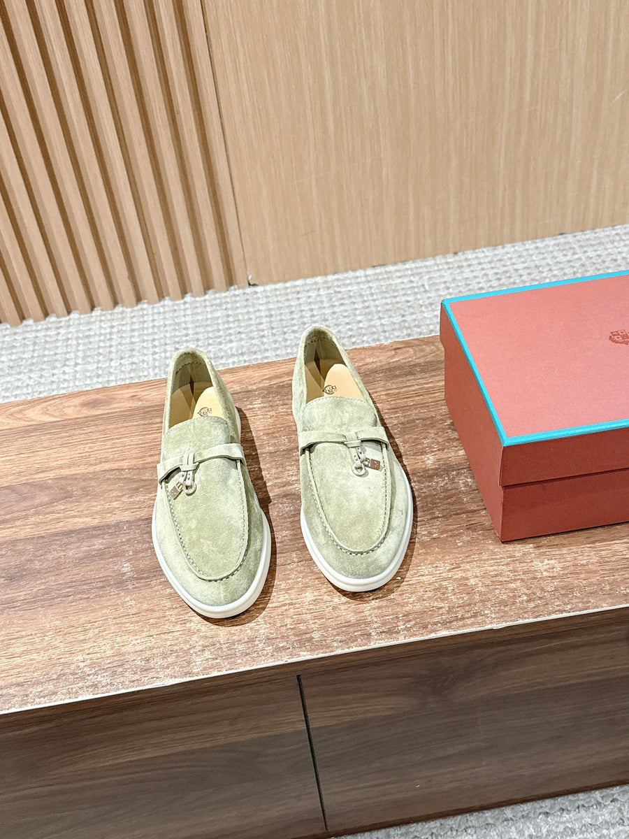 Loro Piana Summer Charms Walk | Verde Sálvia