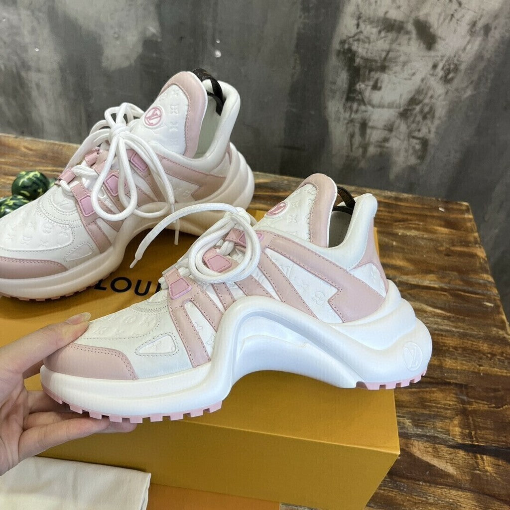 Tênis Chunky Couro Branco Padrão Monograma Geométrico Rosa
