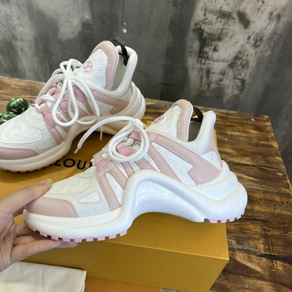 Tênis Chunky Couro Branco Padrão Monograma Geométrico Rosa