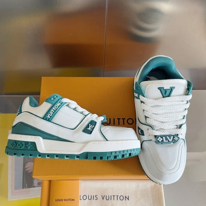 Tênis Casual Solado Robusto Branco Detalhe Verde