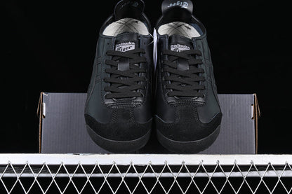 Tênis Couro Camurça Preto Listra Lateral Contraste
