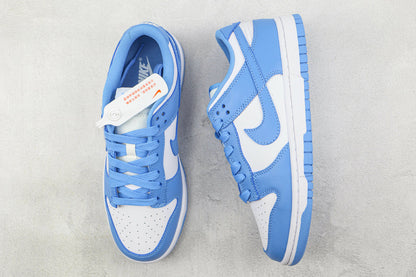 Tênis Cano Baixo Couro Branco com Detalhe Azul