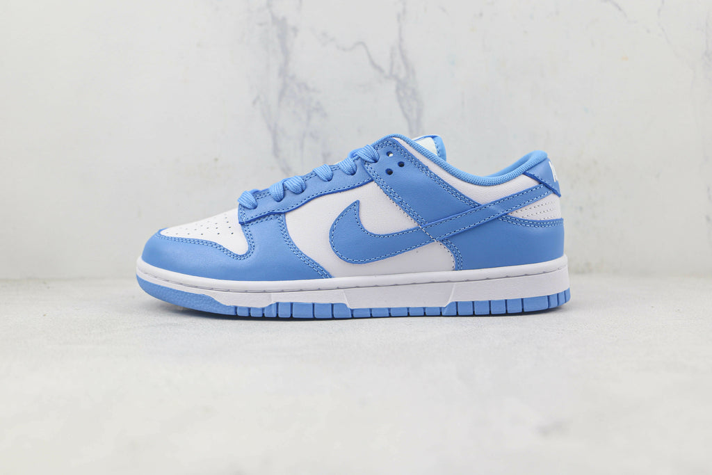 Tênis Cano Baixo Couro Branco com Detalhe Azul