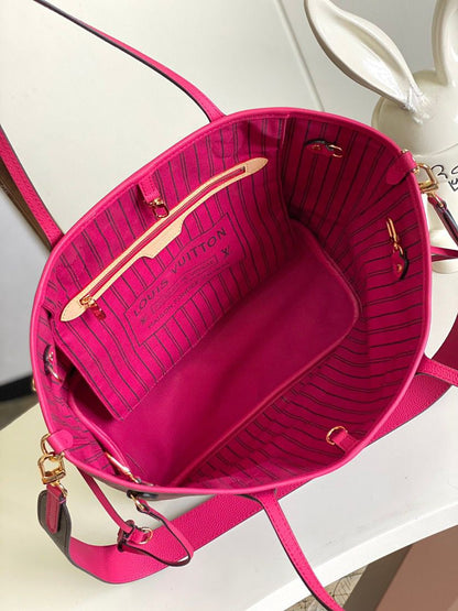 Bolsa Tote Couro Padrão Monograma Geométrico Rosa com Alça Ajustável