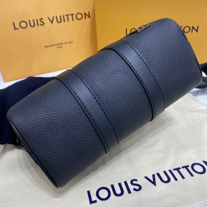Bolsa Viagem Couro Preto Alça Ajustável Tamanho Extra Pequeno