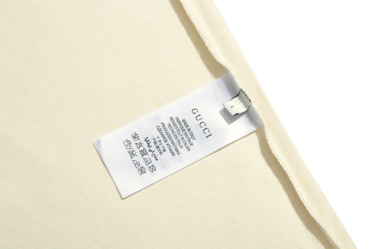 Camiseta Algodão Letras Entrelaçadas