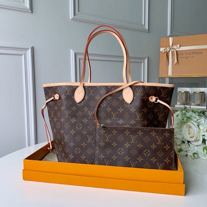 Bolsa Tote Couro Reversível Marrom e Bege com Alças Compridas