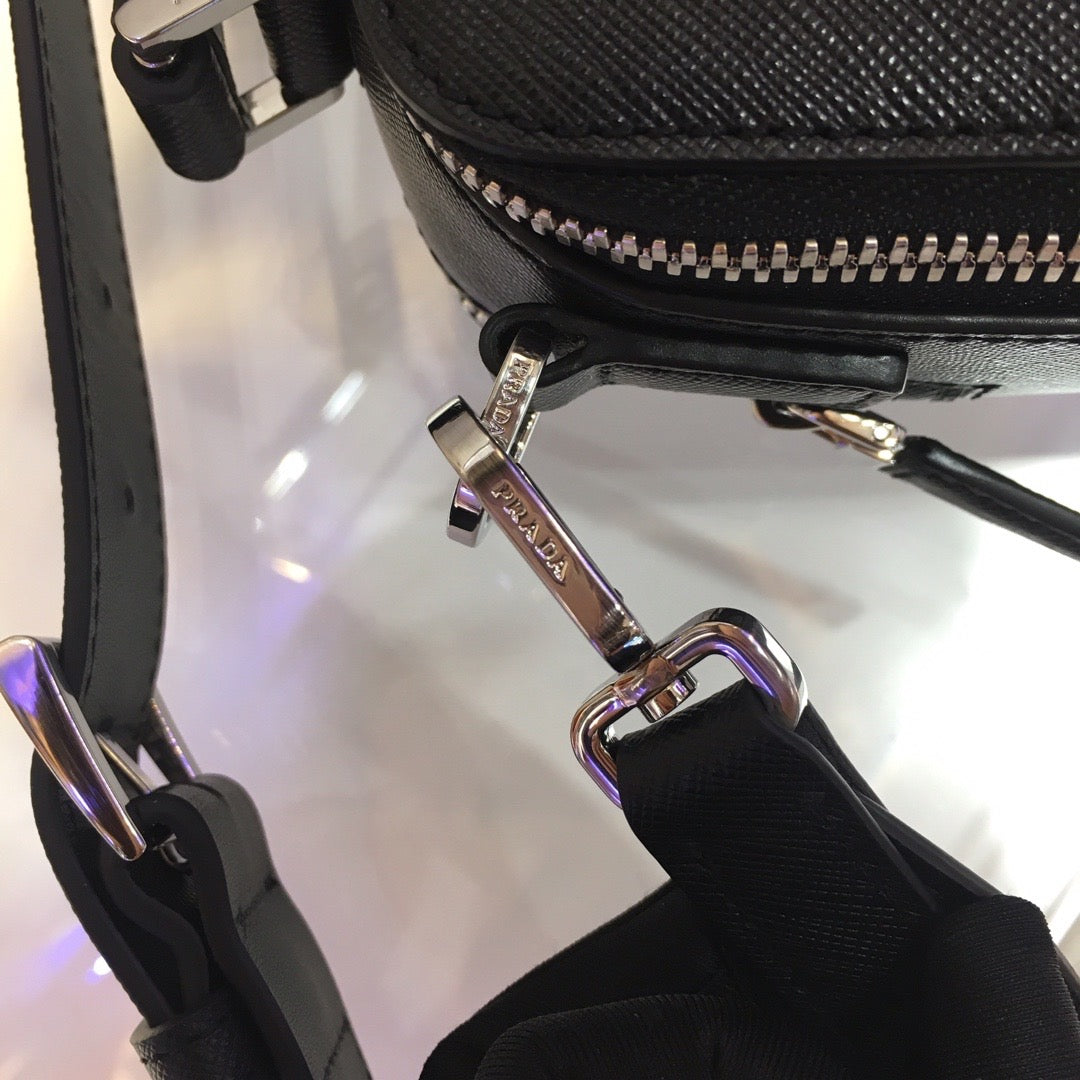 Bolsa Satchel Couro Texturizado Preto