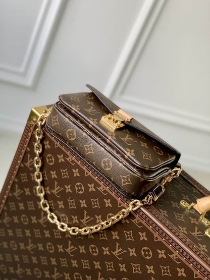 Bolsa Pequena Couro Marrom