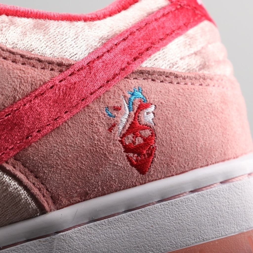 Tênis Cano Baixo Skate Couro Rosa Padrão Corações