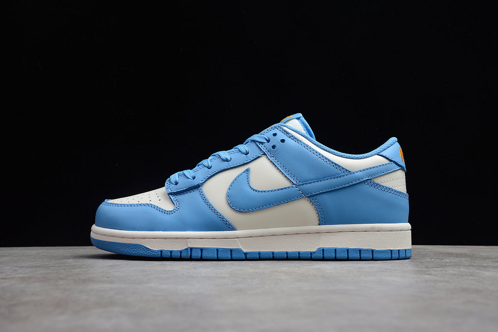 Tênis Couro Cano Baixo Branco Detalhe Azul Claro