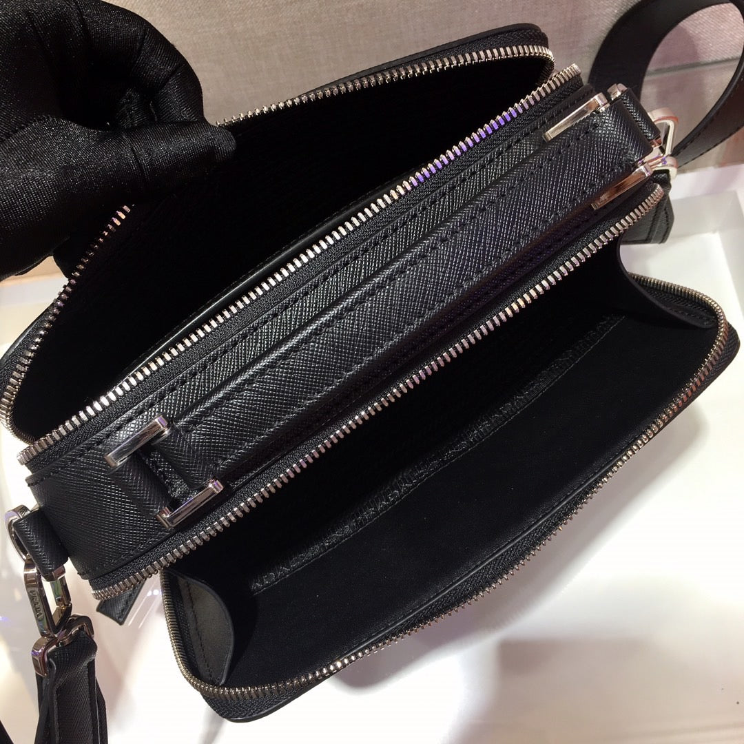 Bolsa Satchel Couro Texturizado Preto