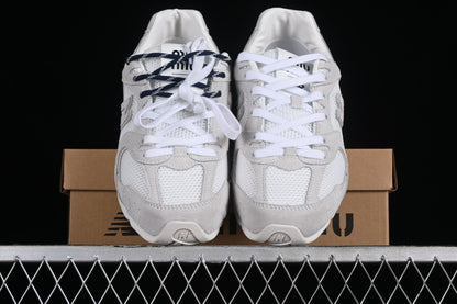 Tênis Runner Malha Branca Detalhe Lateral