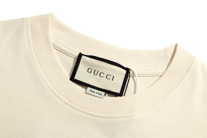 Camiseta Algodão Letras Entrelaçadas