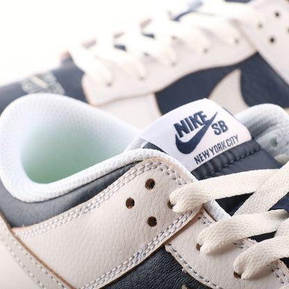Tênis Cano Baixo Couro Branco Detalhe Azul Marinho
