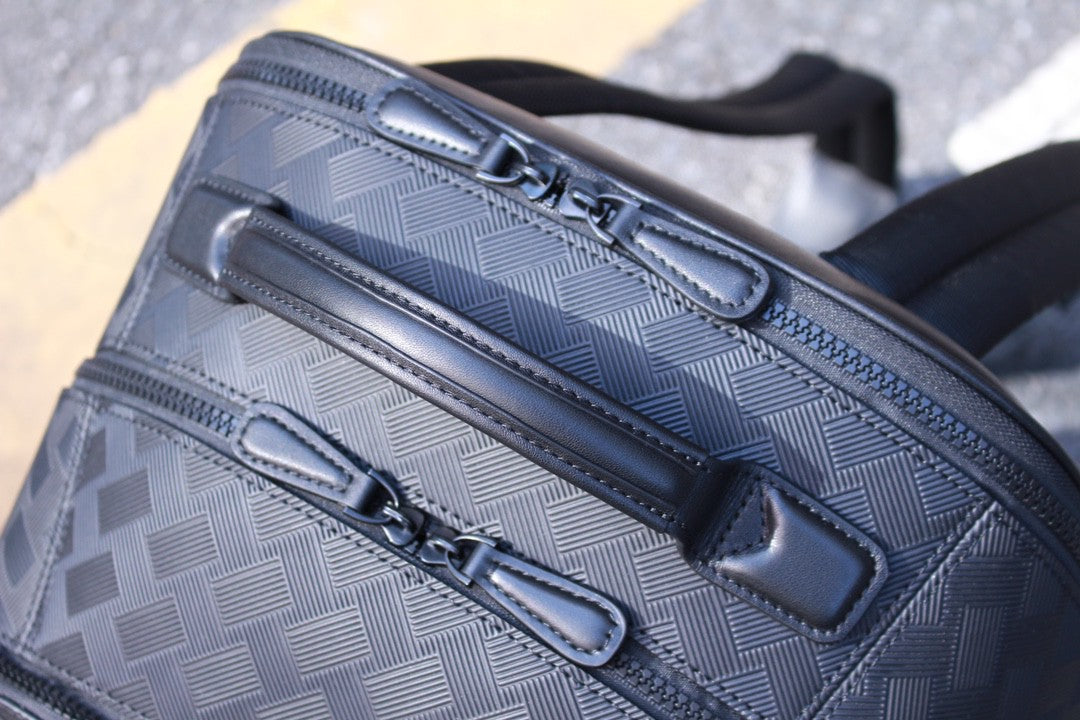 Mochila Nylon Preta Compartimentos Múltiplos
