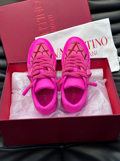 Tênis Couro Rosa Pérola Spike Frontal Prata