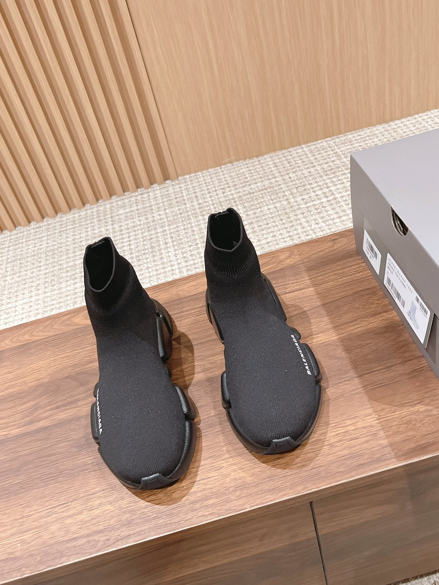 Tênis Runner Malha Preto Cano Médio