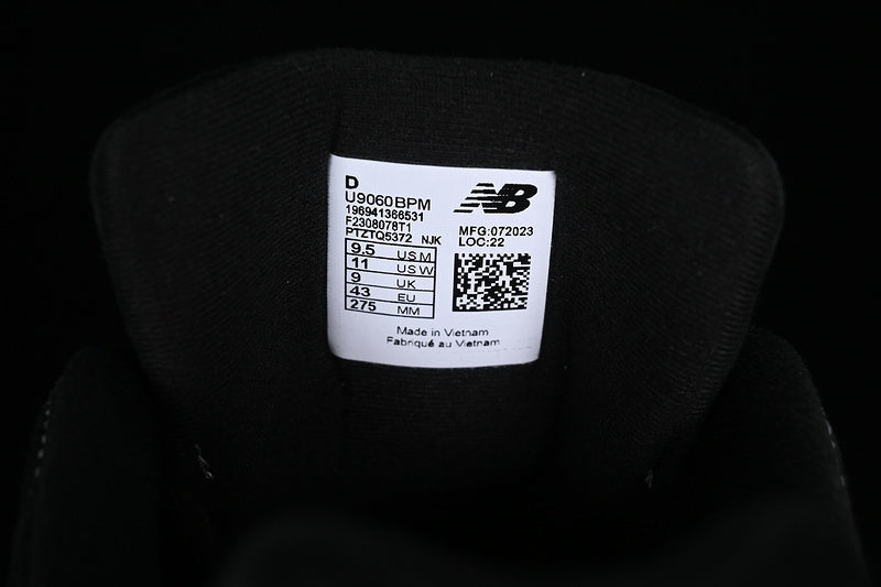 Tênis Runner Malha Preto Cinza e Branco