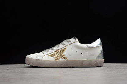 Tênis Couro Branco Estrela Lateral Dourada