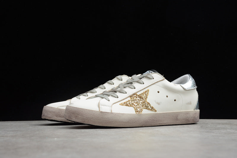 Tênis Couro Branco Estrela Lateral Dourada