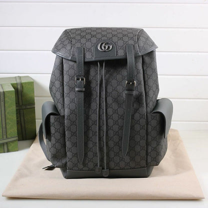 Mochila Couro Letras Entrelaçadas