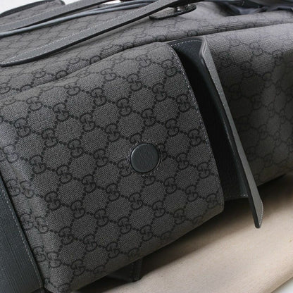 Mochila Couro Letras Entrelaçadas
